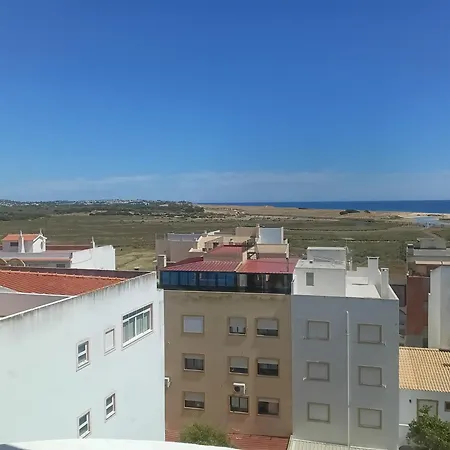 아파트 5 Penha - Casas & Papeis *